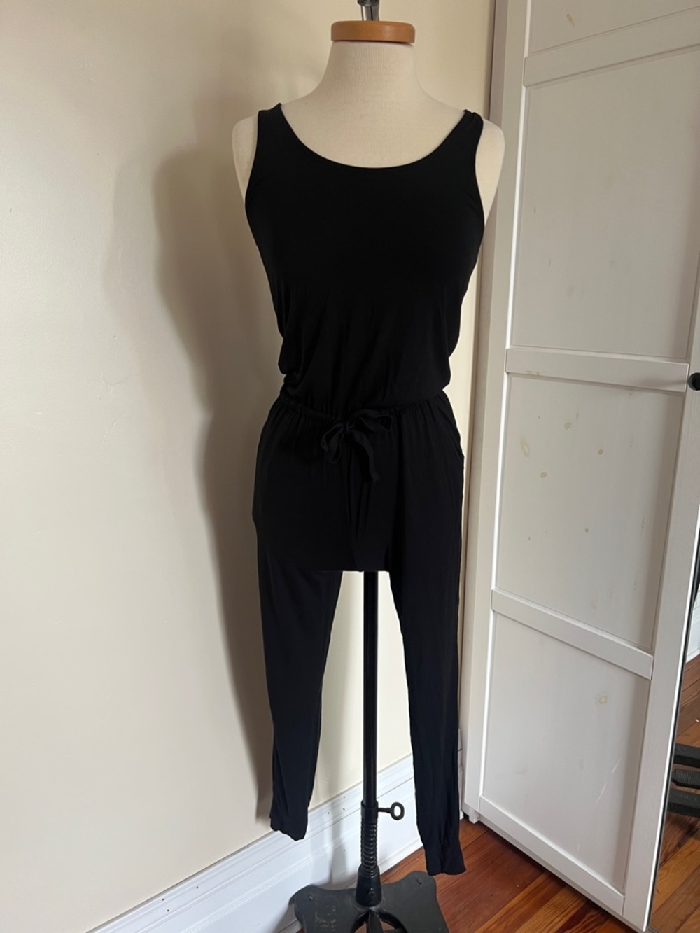 Aerie Black Sleeveless Jogger Jumpsuit XXS NWOT Pockets Racerback